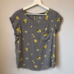 S.R. by sweet rain striped cap sleeve blouse with lemons.